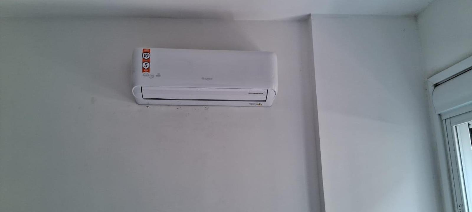Apartment Apto Com Ar Wi-fi Garagem No Centro De Rs *